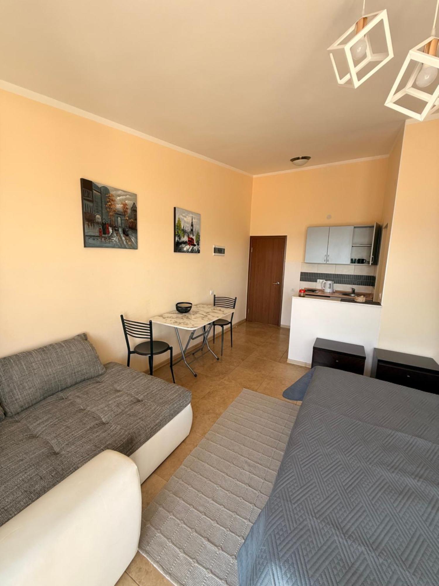 Ferienwohnung Imperia Bar Exterior foto